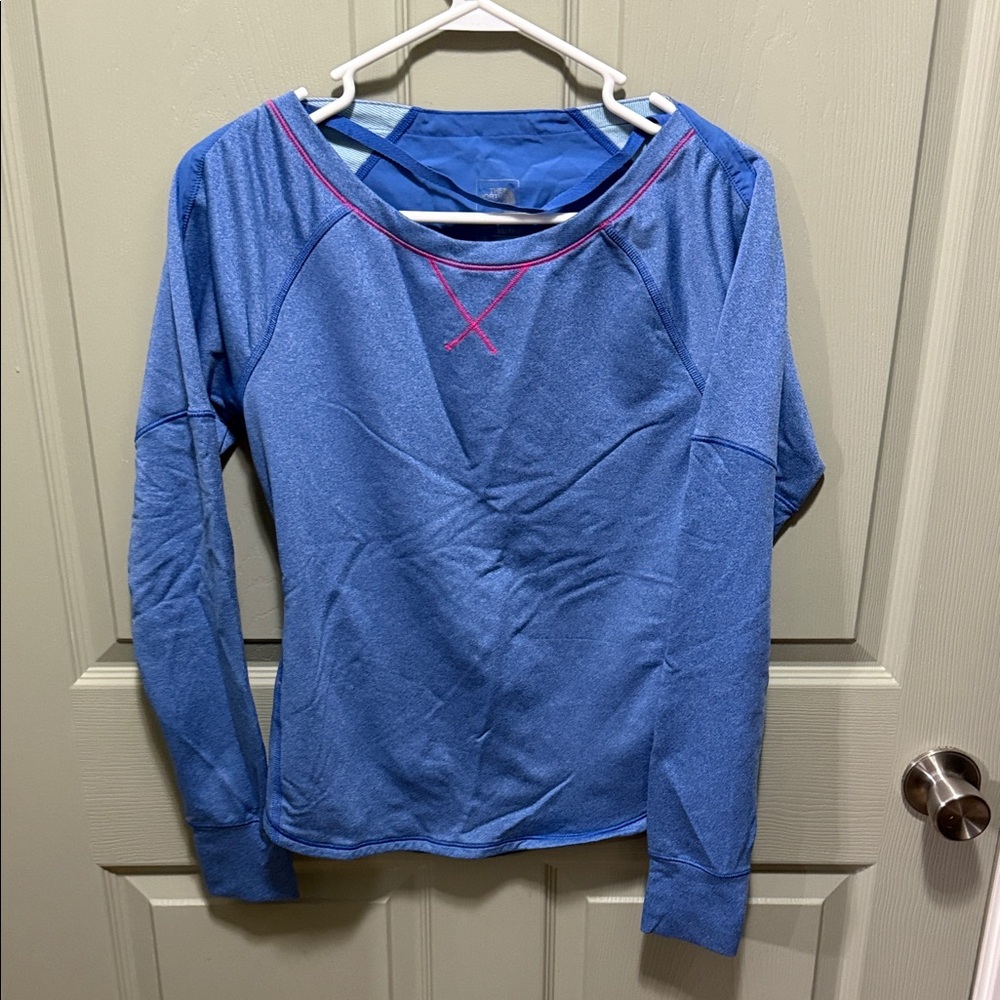 The North Face Women's Blue Long Sleeve Tee